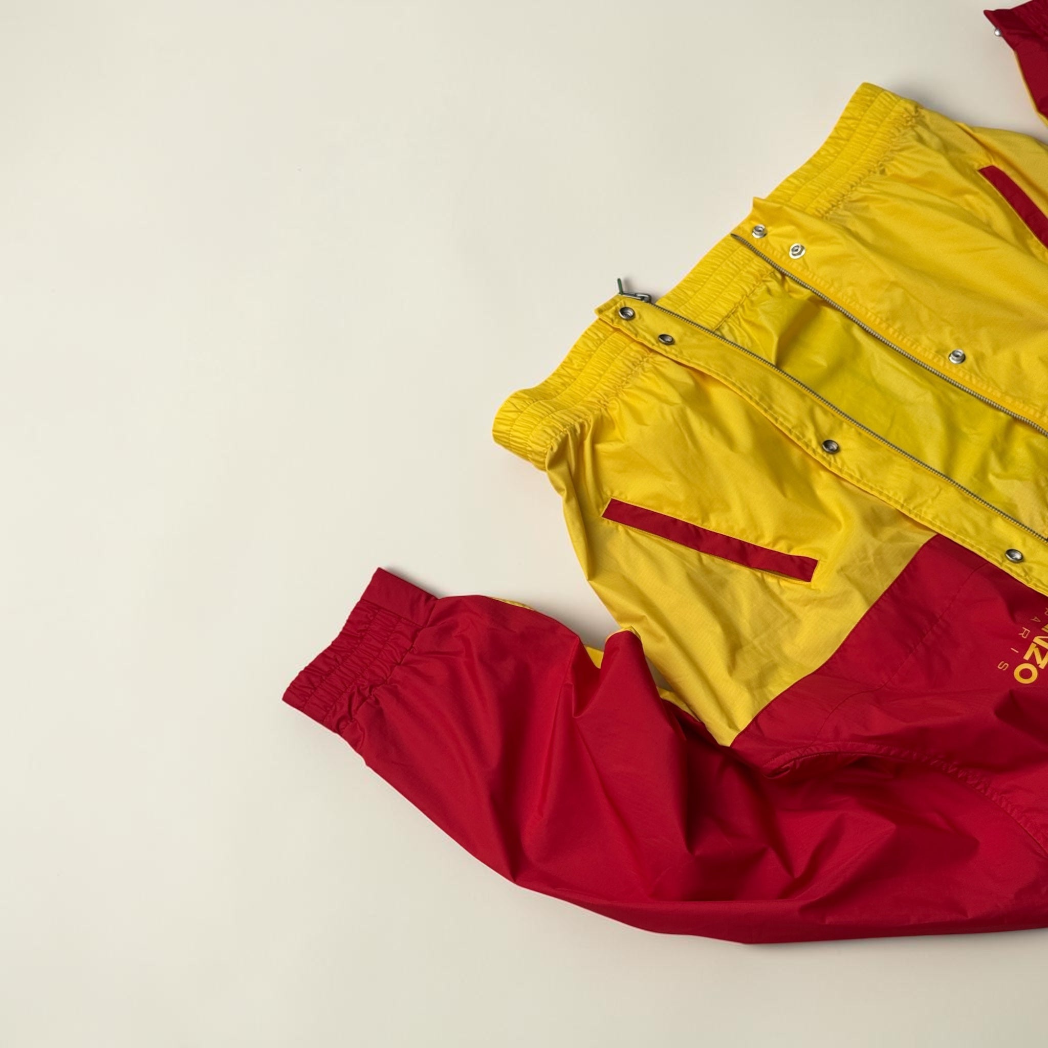 Veste coupe-vent Kenzo Paris rouge / jaune – M – Designer – Mixte