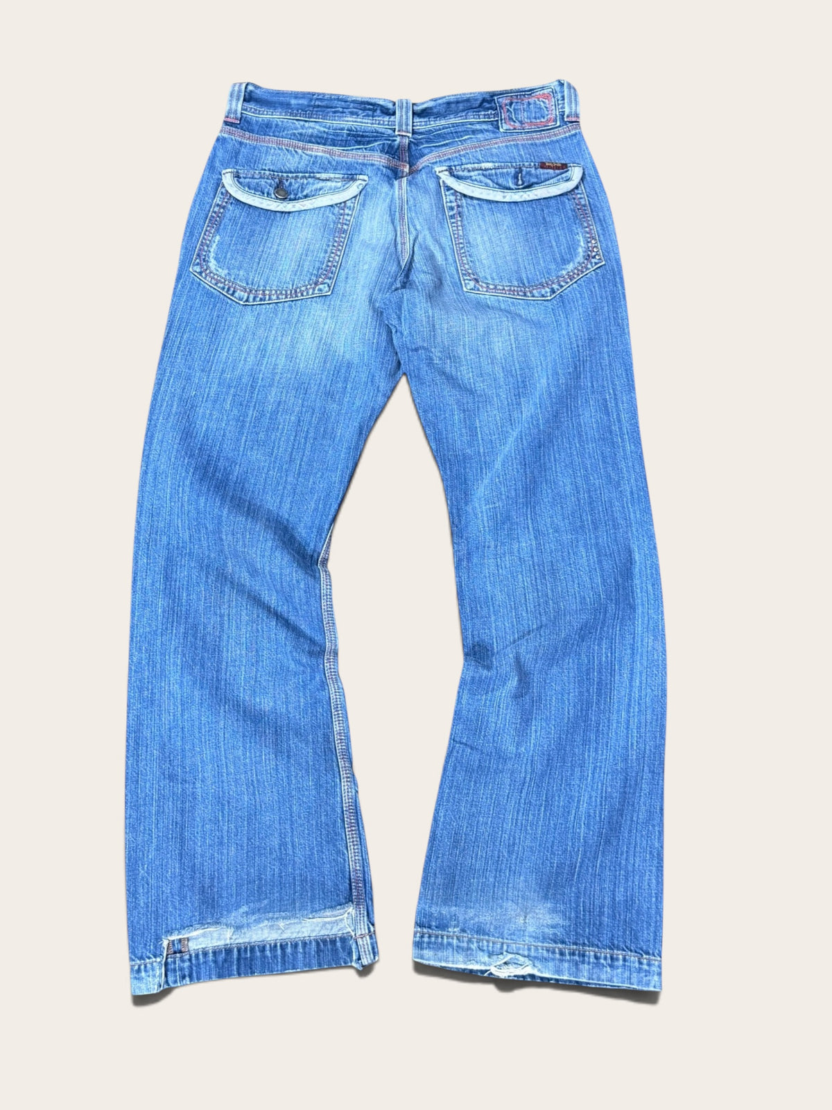 Jean – Teddy Smith – 38 – Homme