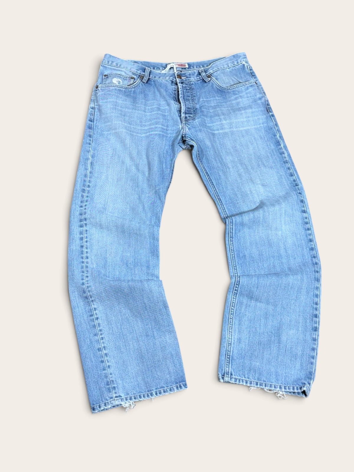 Jean – Teddy Smith – 38 – Homme