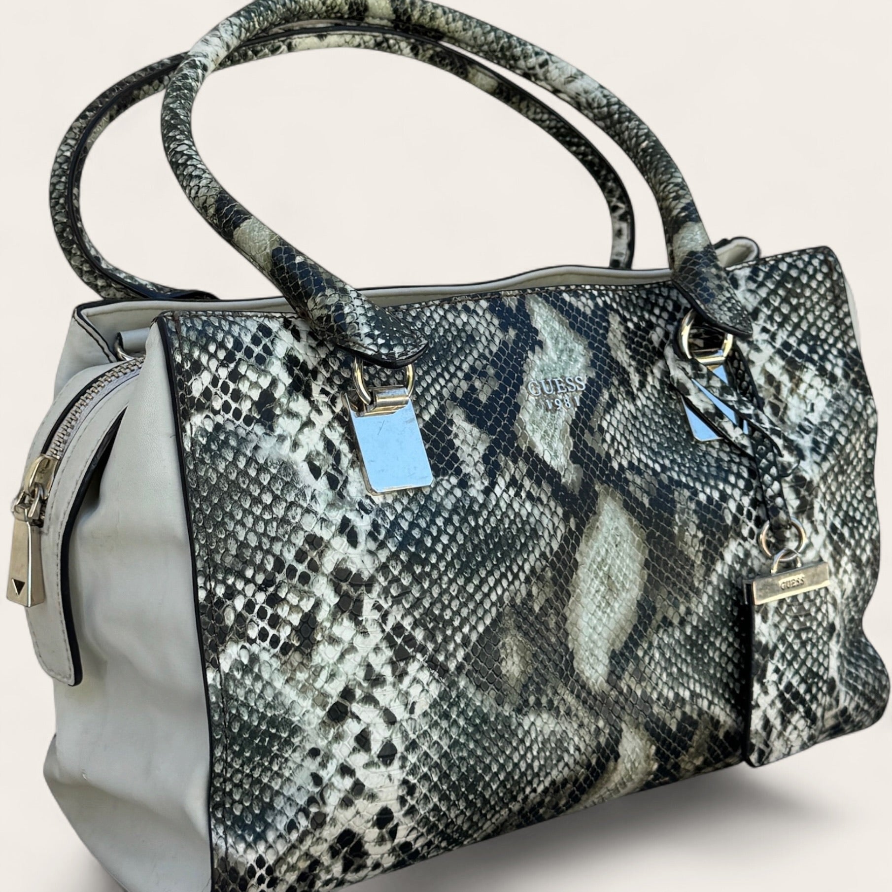 Sac bowling Guess effet python – Gris, noir et blanc – Taille unique – Femme — vue principale