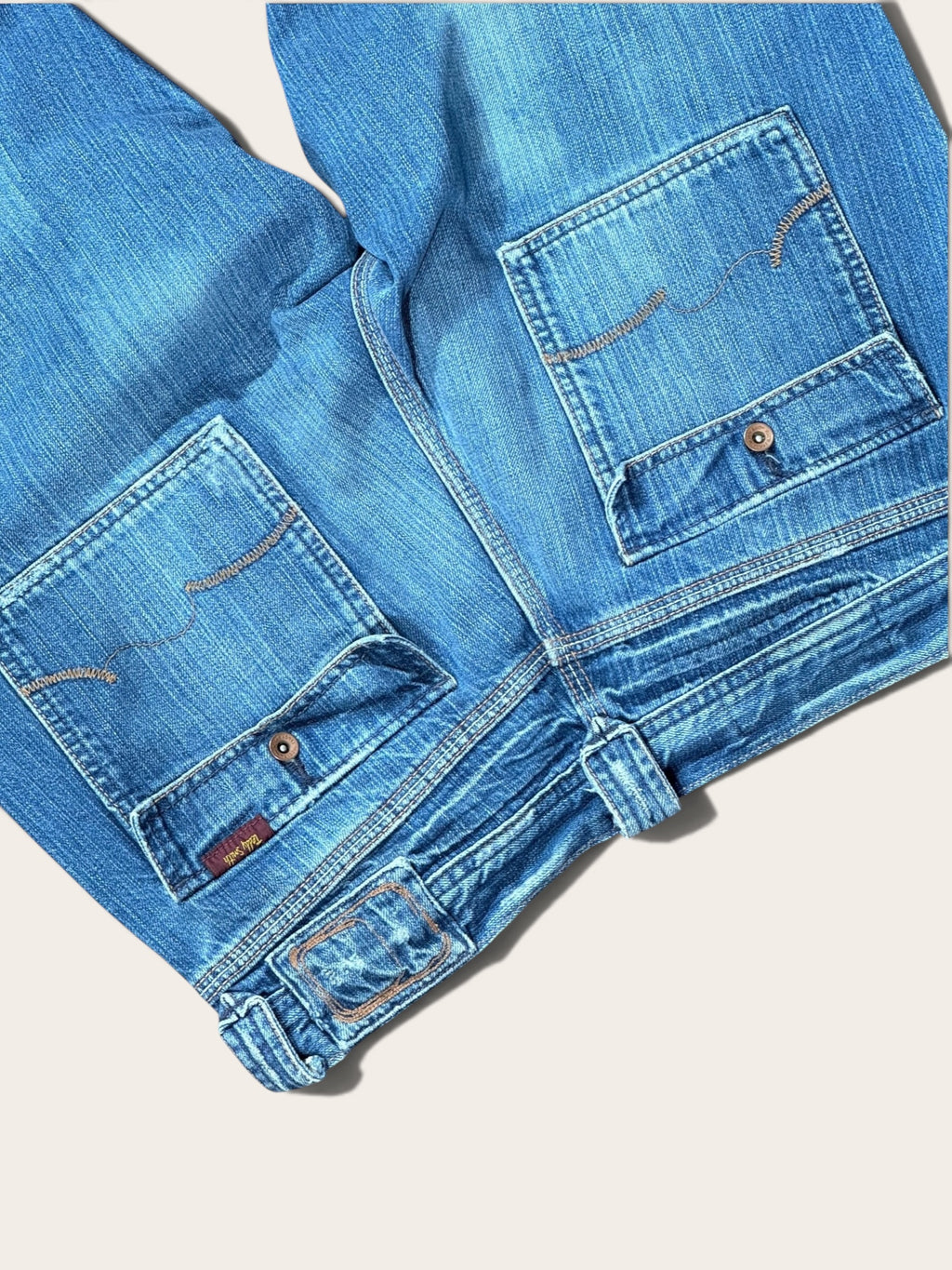 Jean – Teddy Smith – 38 – Homme