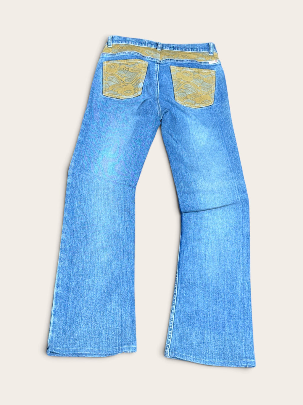 Jean – Buffalo – 29 – Femme