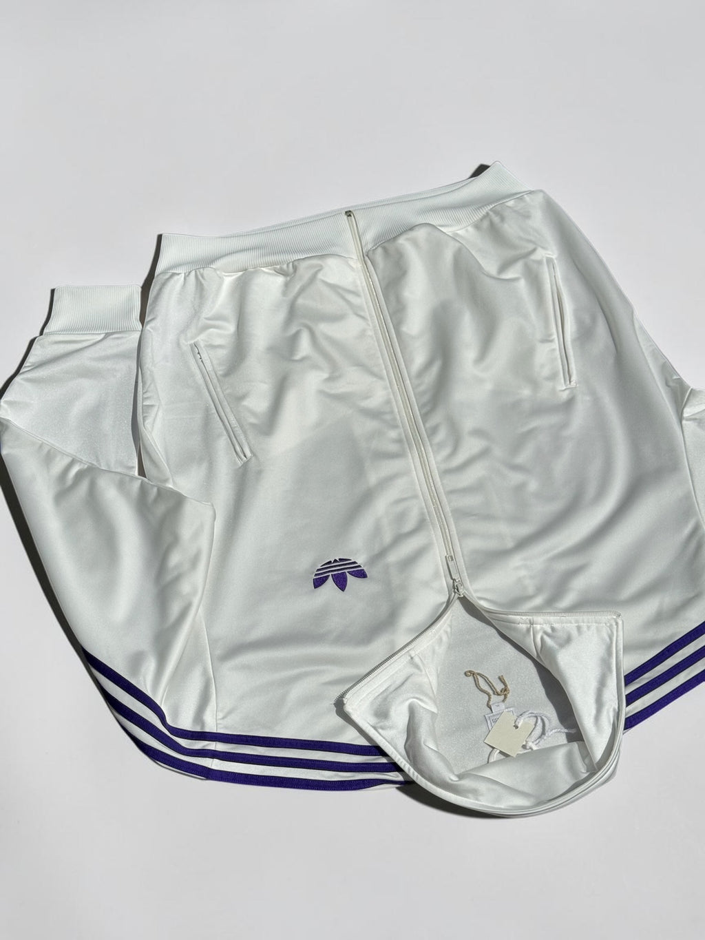 Veste de survêtement Adidas Originals – Blanche et violette – XL – Mixte — photo complémentaire 2