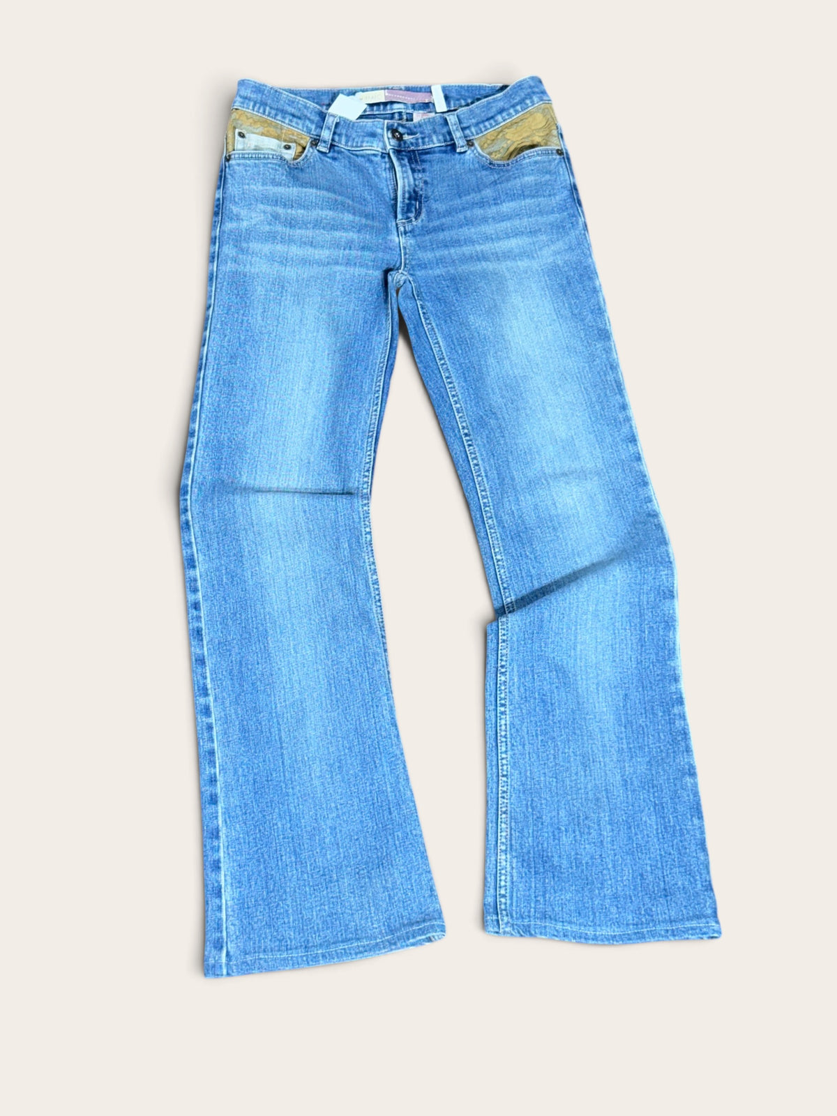 Jean – Buffalo – 29 – Femme