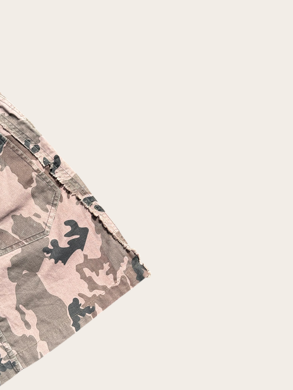 Y2K Complices camouflage cargo skirt pink and grey size 36 women's – view 5