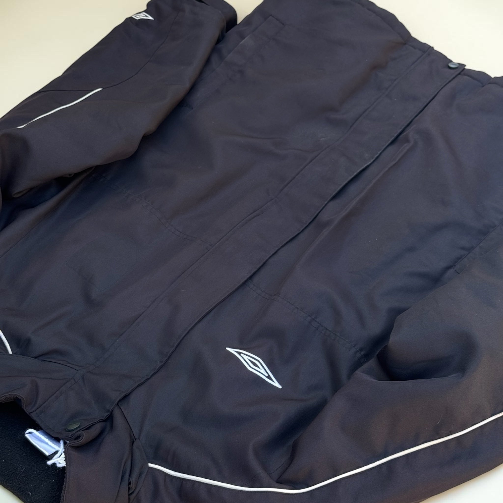 VESTE UMBRO FOOTBALL - noir
- L - vintage - Homme
