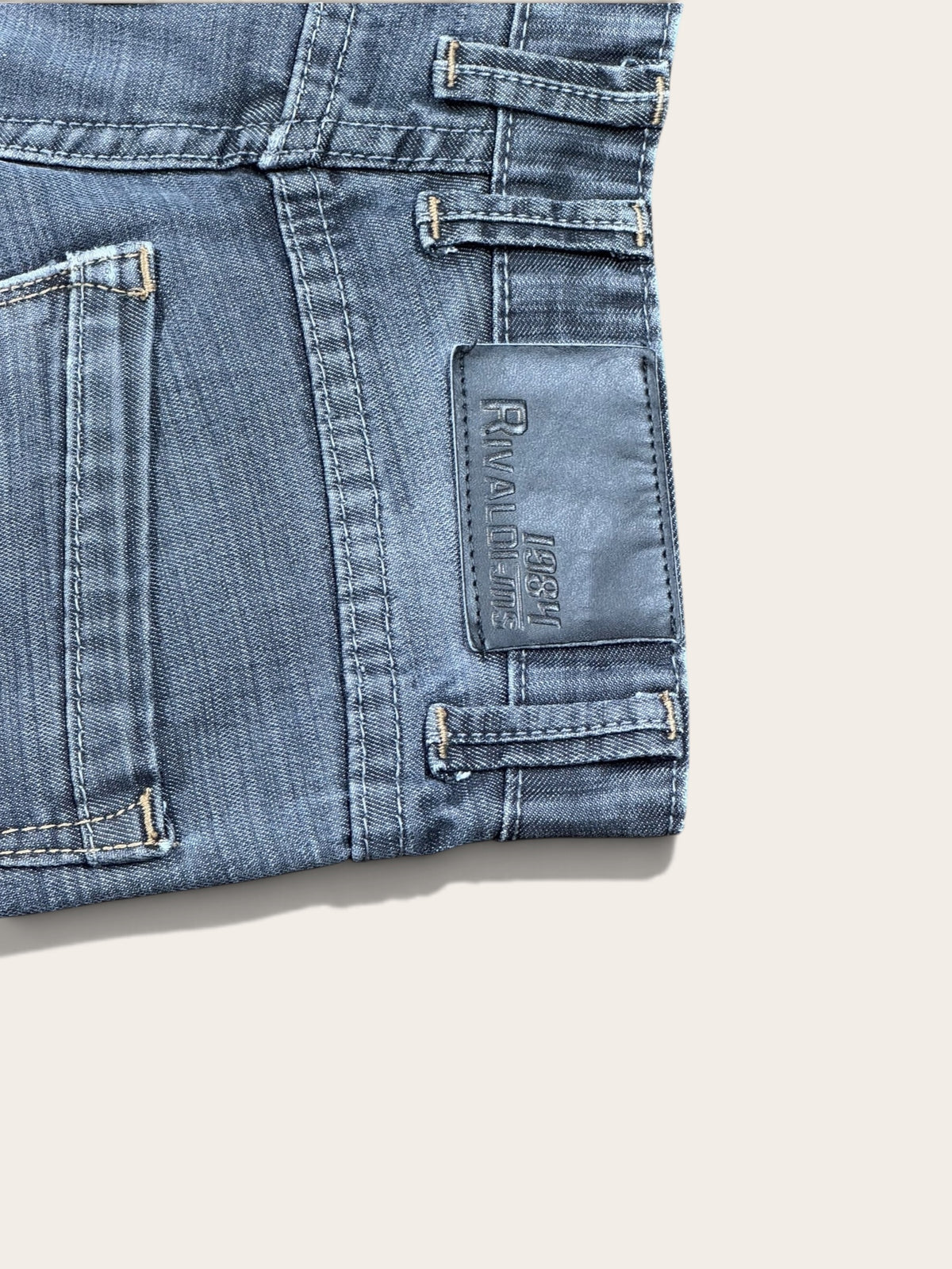 Jean – Rivaldi – 28 – Homme