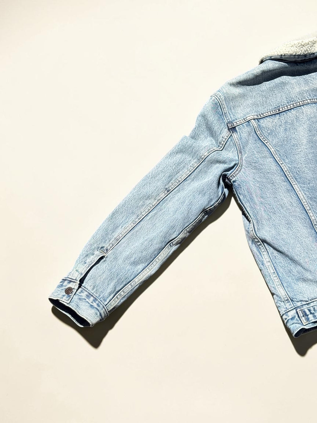 Veste Levi’s en denim doublée sherpa – Bleu clair – M – Homme — photo complémentaire 5