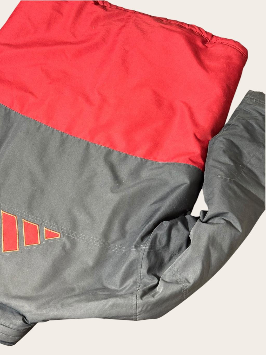 Doudoune Adidas – Grise et rouge – L – Mixte — photo complémentaire 5