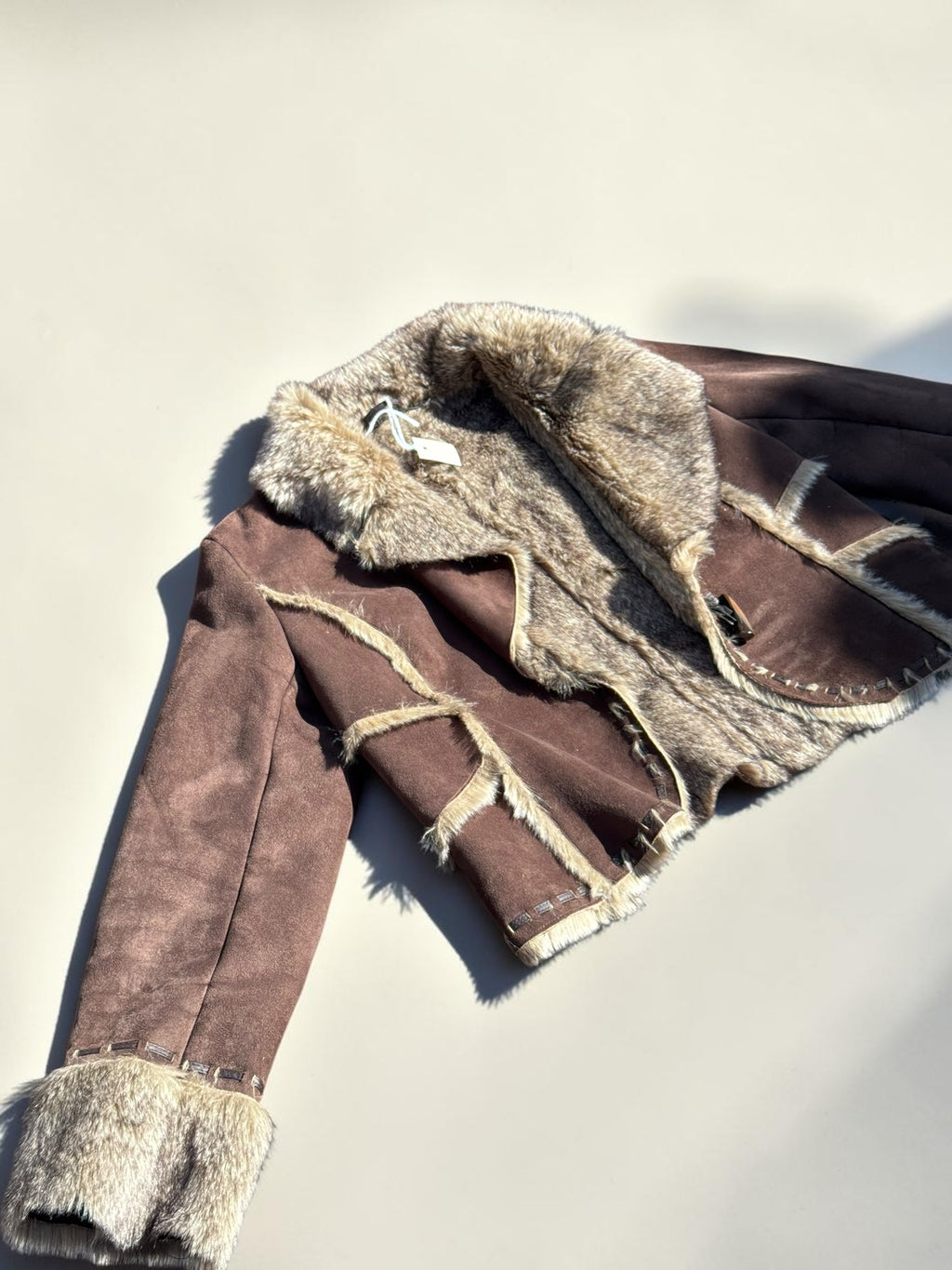 Veste en suédine effet peau lainée – Marron – Taille 2 – Femme – Y2K — photo complémentaire 2